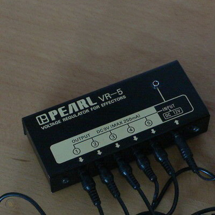 Pearl Voltage Regulator for Effectors Pedal